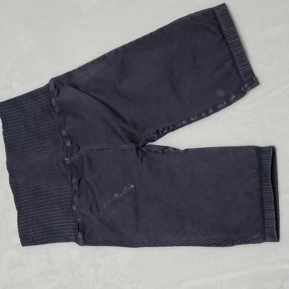 FP Movement Good Karma High Waisted Bike Shorts Black X-Small/Small - Picture 7 of 16